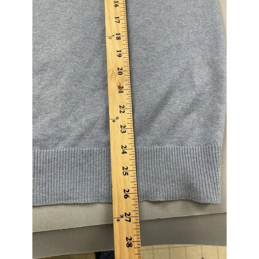 Jos A Bank Mens M 100% Cashmere V-Neck Pullover Sweater‎ Light Blue Stain